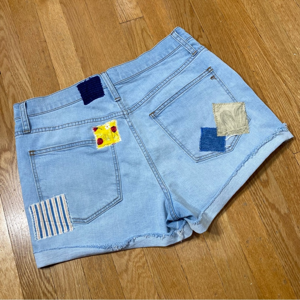 Madewell High-Rise Denim Shorts Light Style#K8029 Altered Patches 30 - Picture 6 of 13